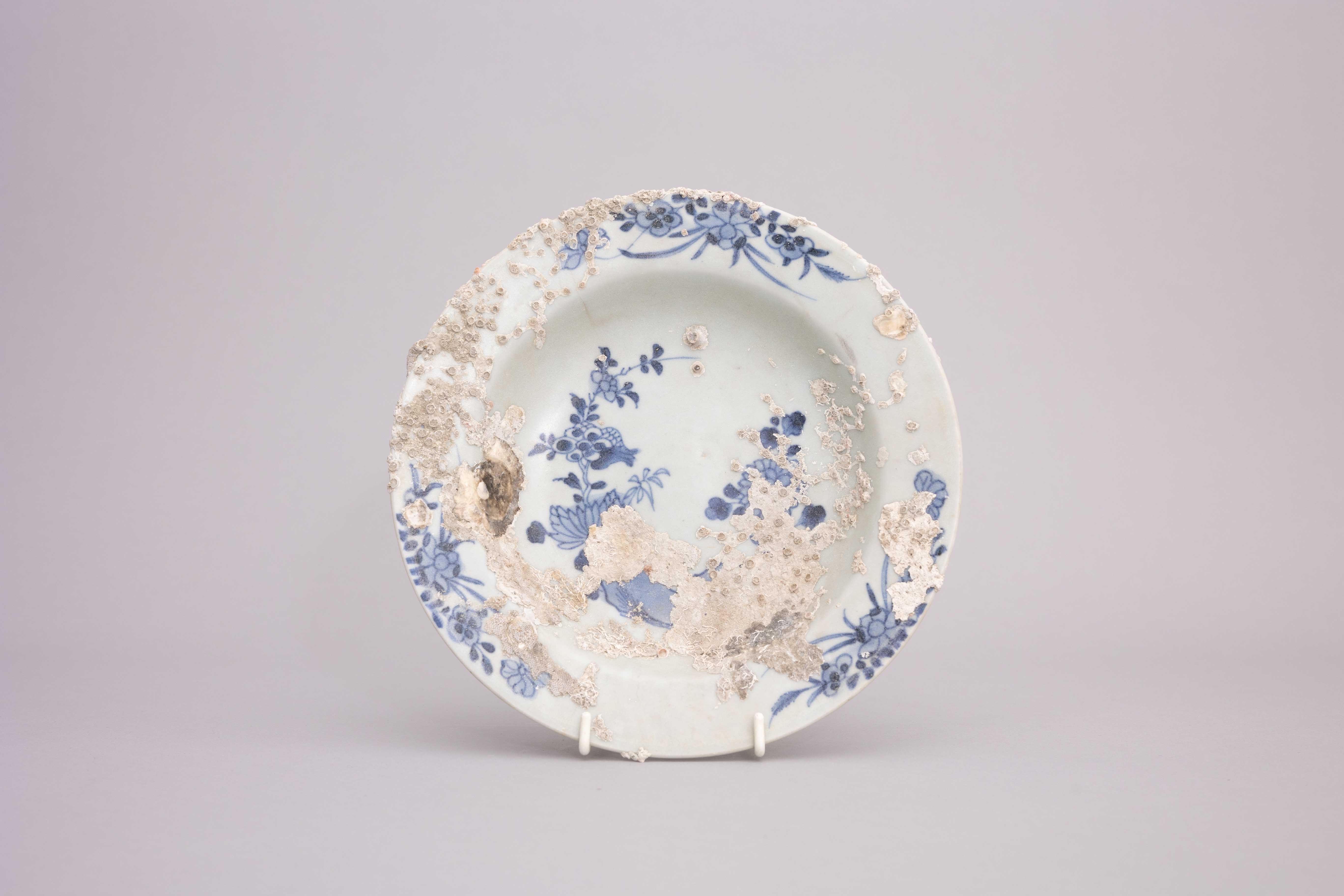 Transitional Chinese Porcelain Shipwreck Dish