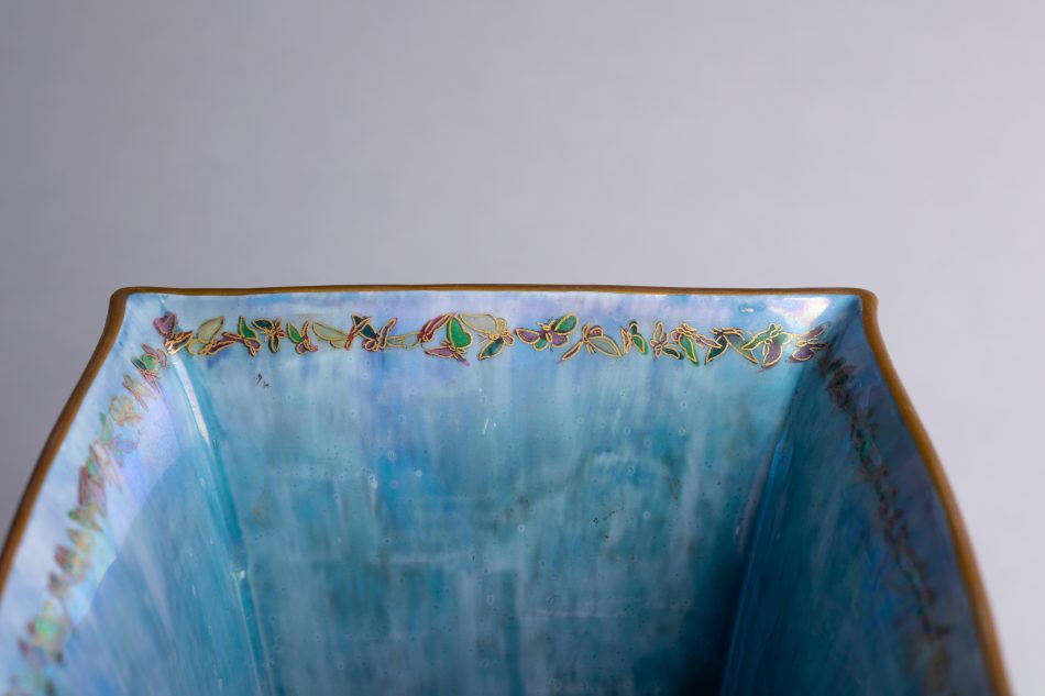 Fairyland Lustre Vase - Image 9