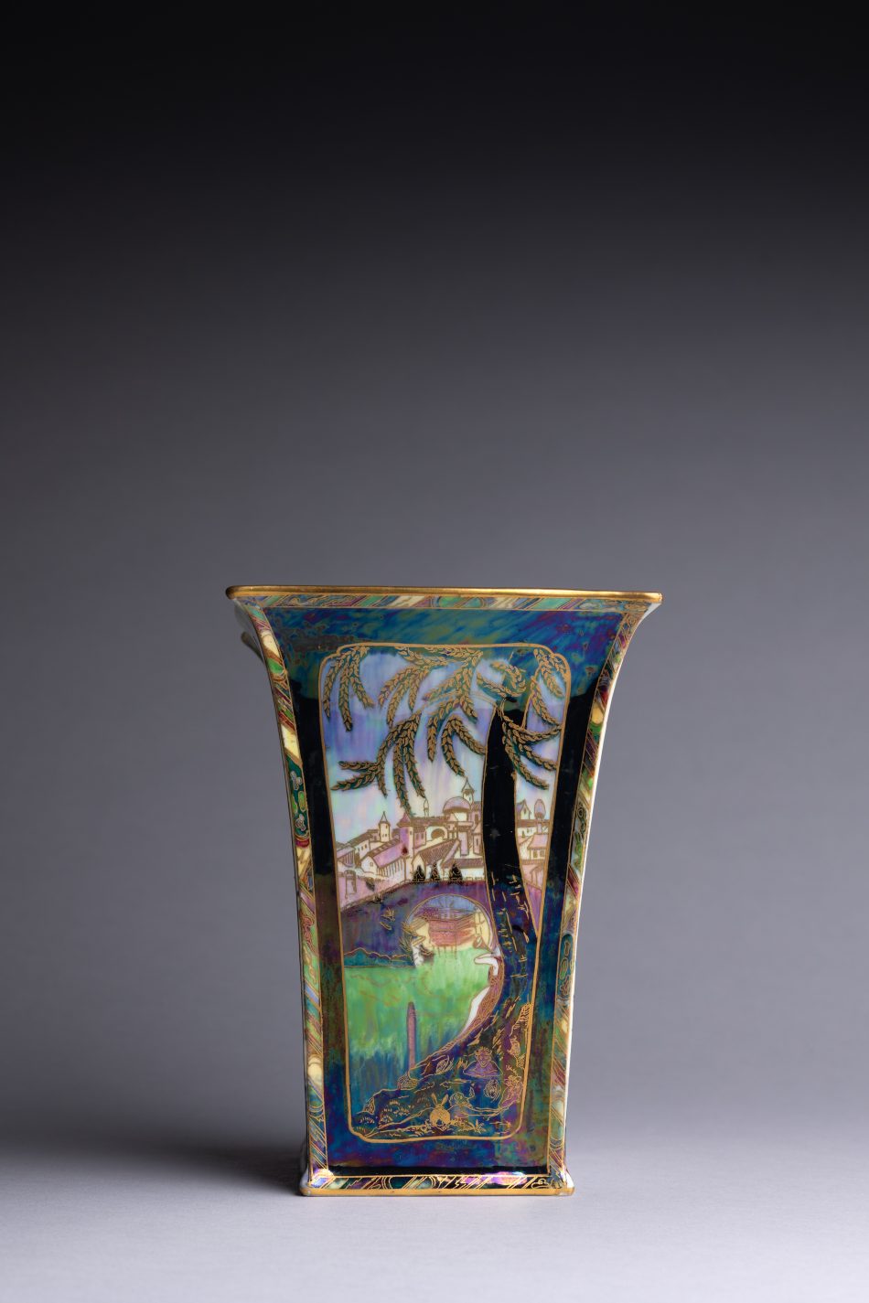 Fairyland Lustre Vase - Image 5