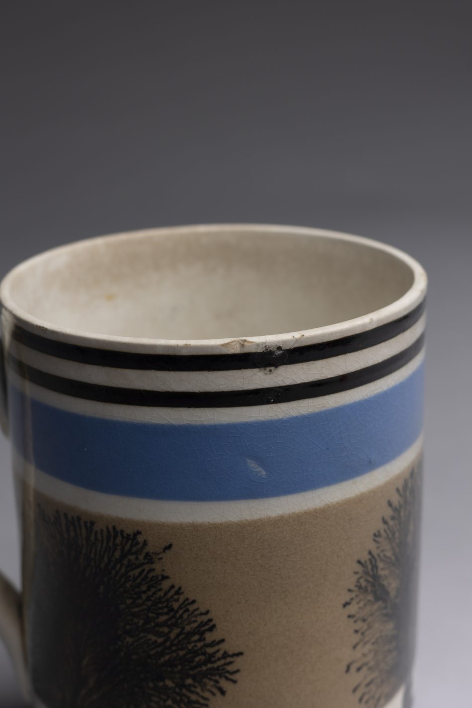 English Mochaware Mug - Image 7